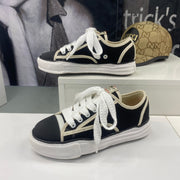 Black and white border